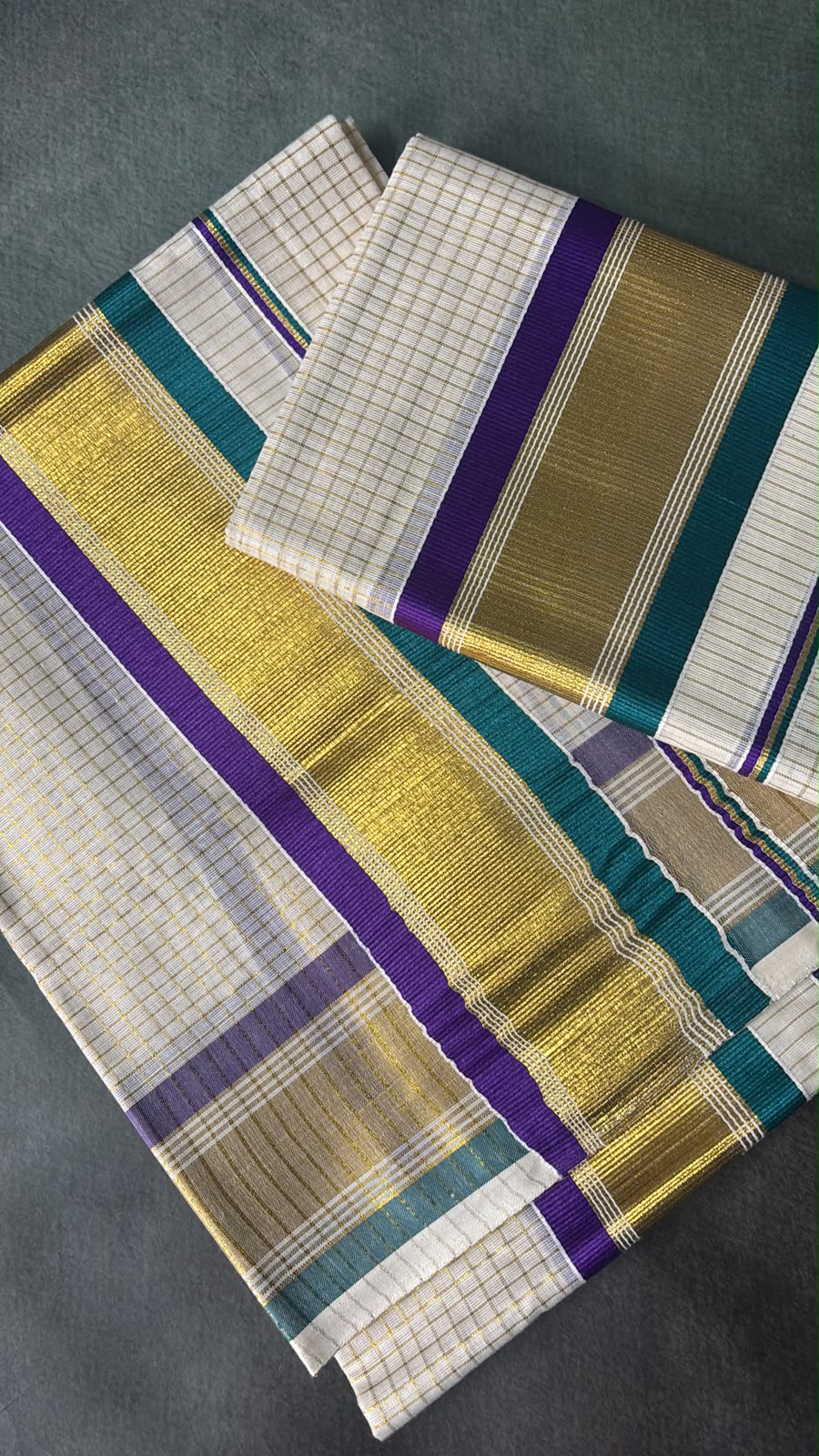 Light weight checkered Kasavu Set Mundu violet and peacock green