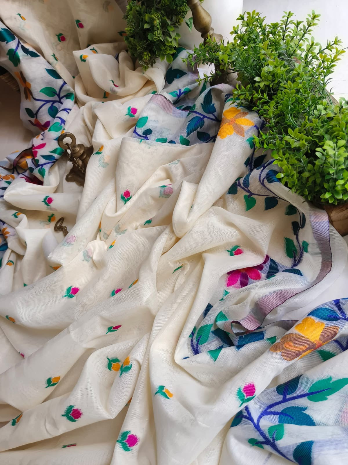 Muslin floral Saree