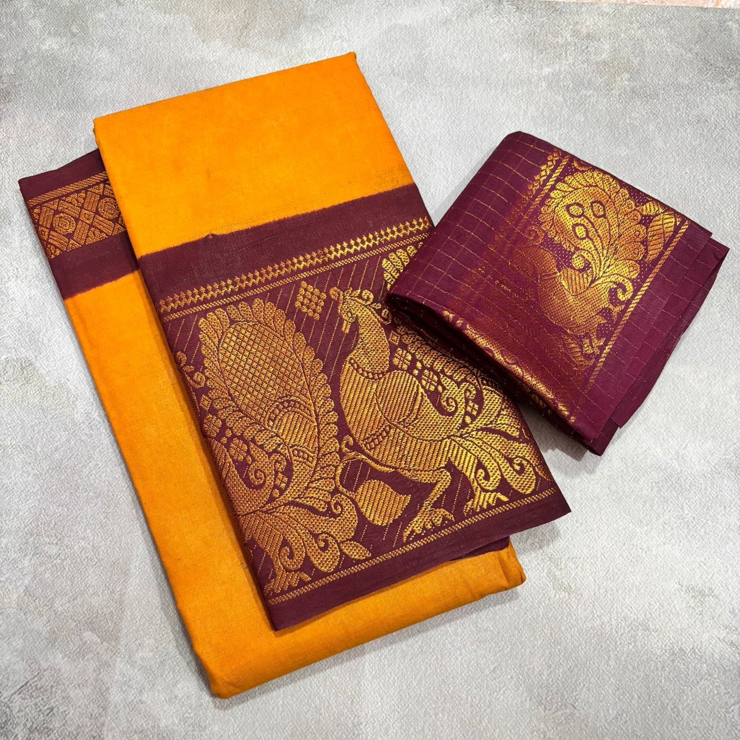 Tarangini Sungudi Cotton Saree with broad border Shwetha Menon’s choice