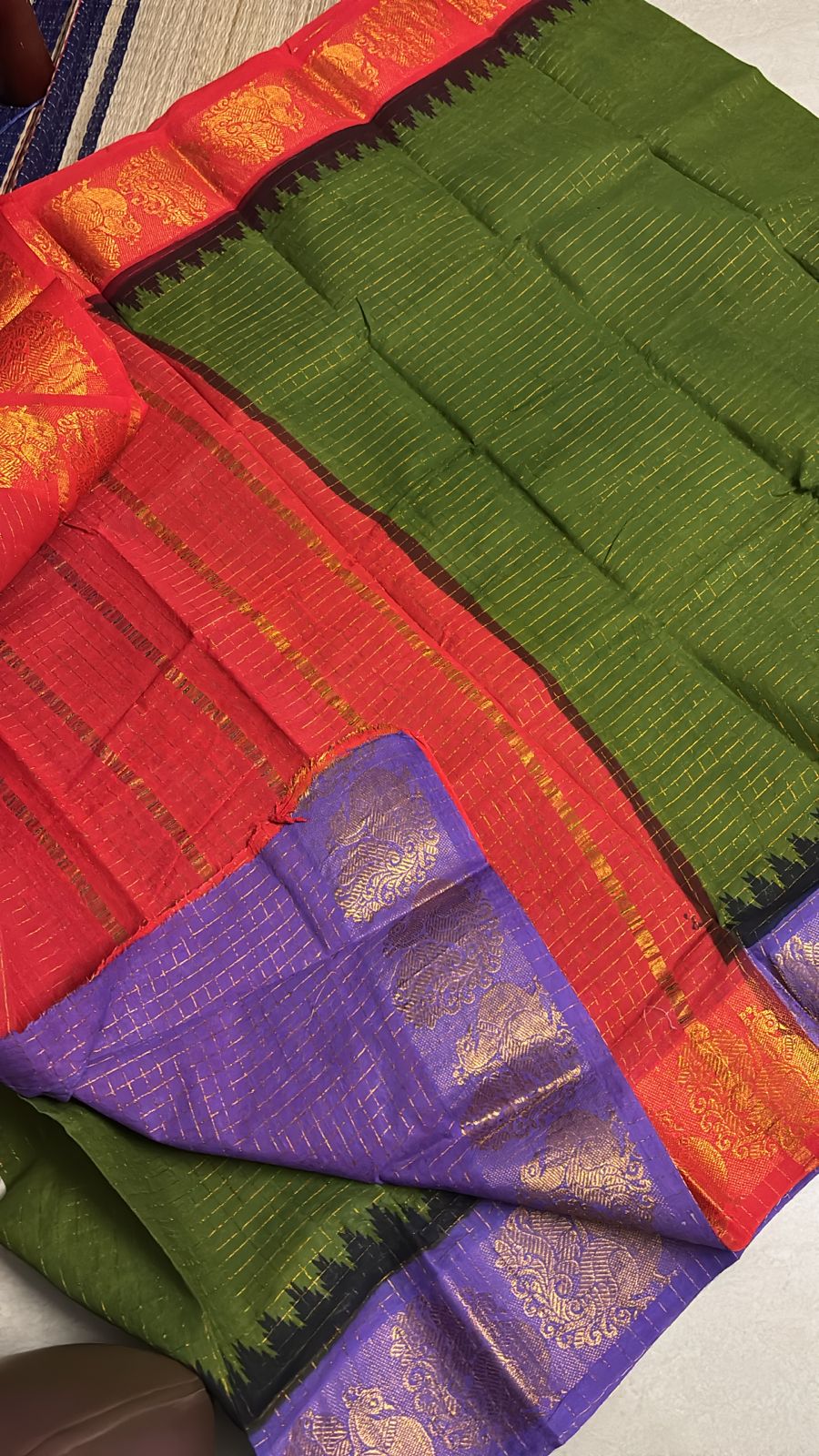 Green body Ganga Jamuna Sungudi Saree with violet and red temple borders