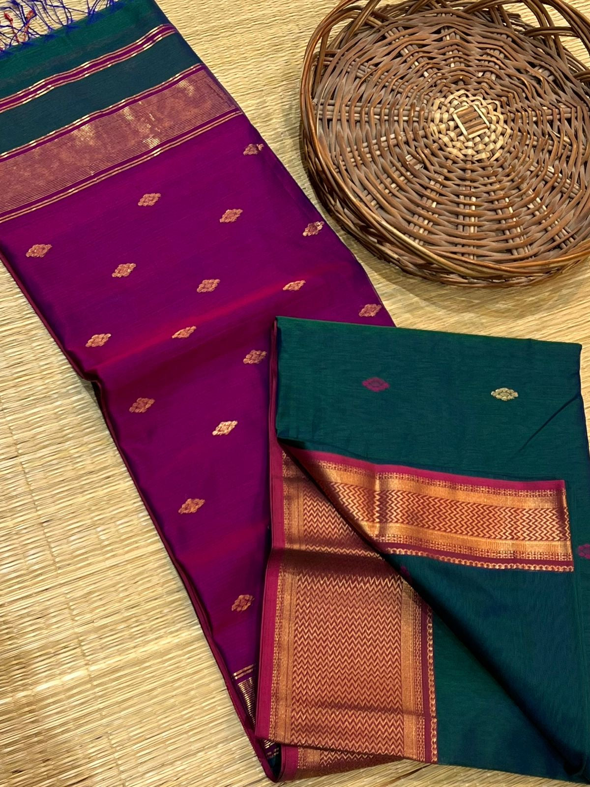 Vintage Maheshwari silk cotton woven butta saree with contrast Pallu and blouse