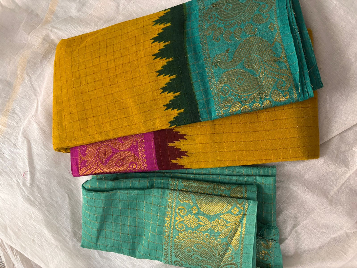 Tarangini Ganga Jamuna Sungudi Handloom Sarees majenta and sky green
