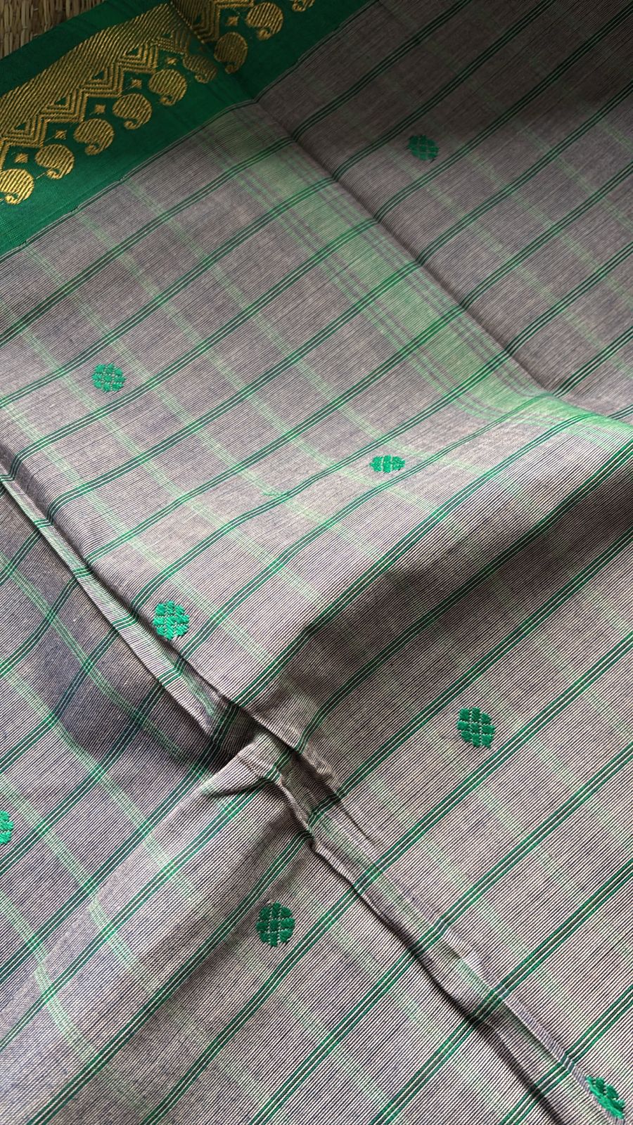 Sangita vintage grey green check cotton saree without blouse piece