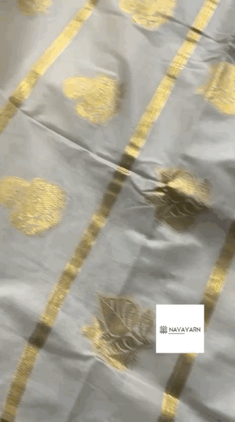 Handloom kasavu light weight Saree with navy blue border  detailing