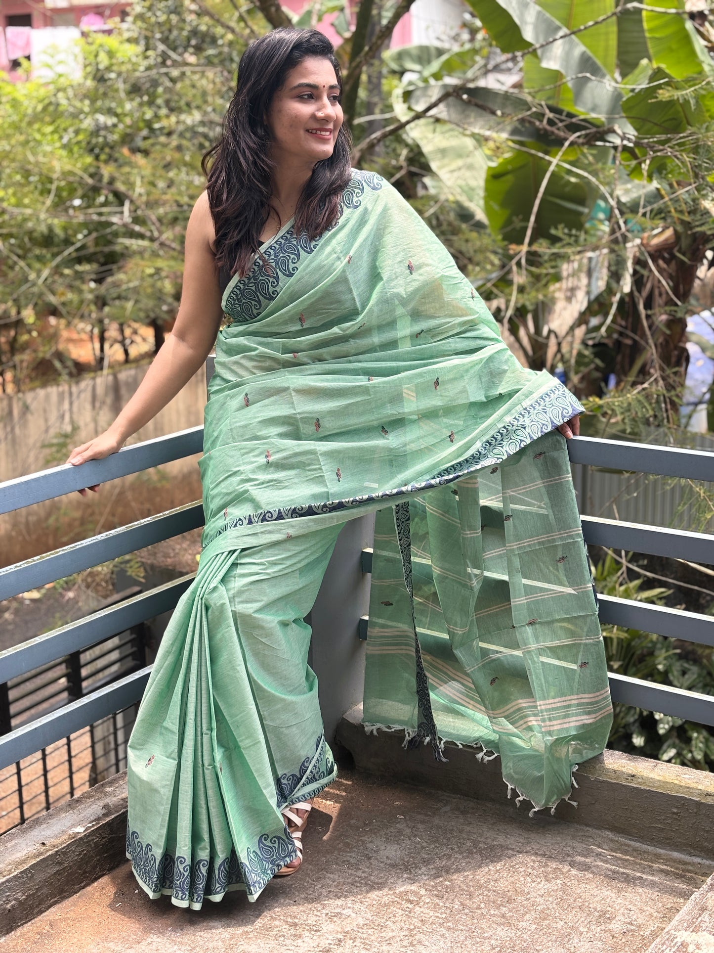 Sangita mango border pastel green Cotton Saree