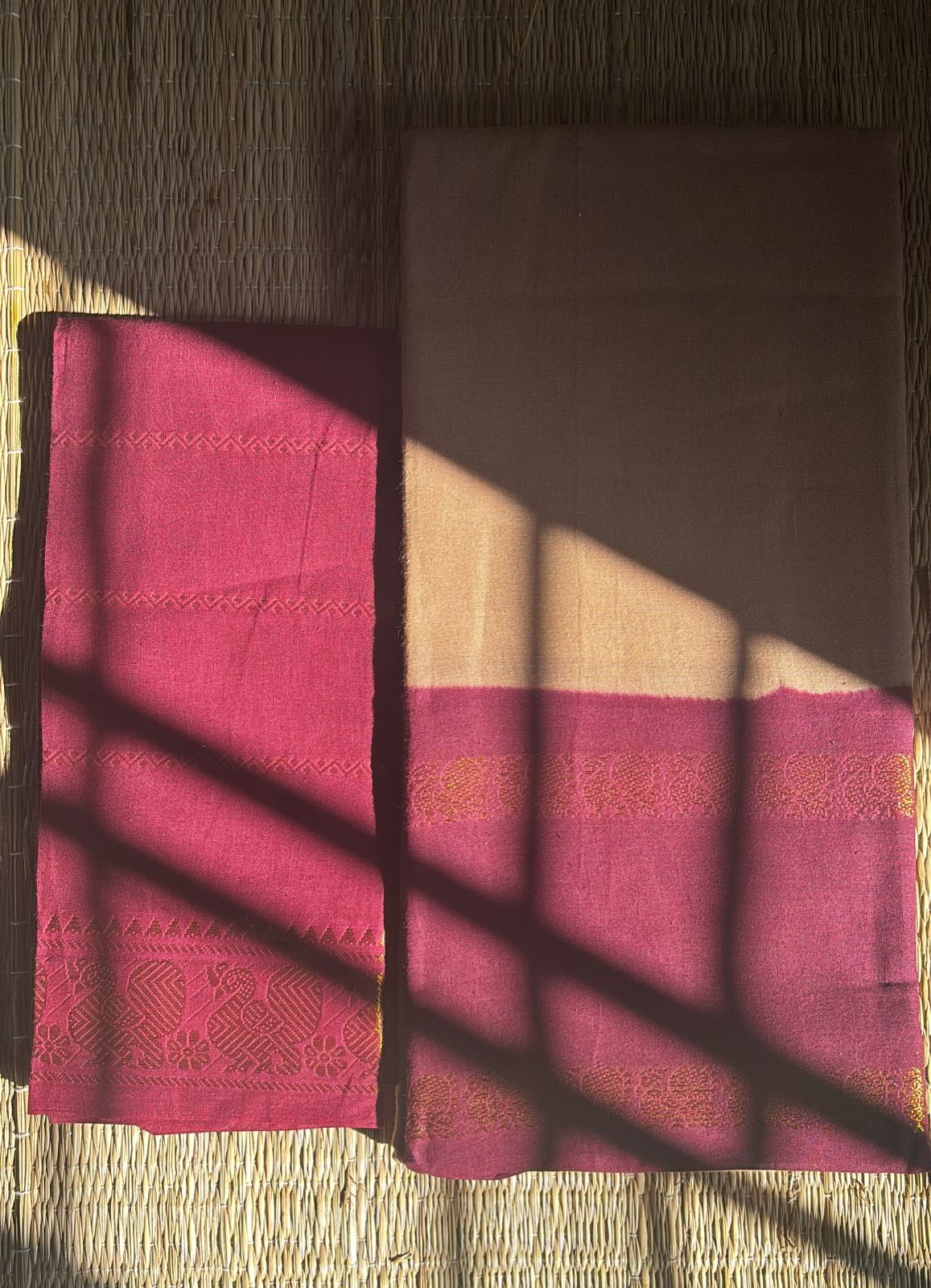 Sungudi cotton retta petta Saree with contrast border and Pallu beige and maroon