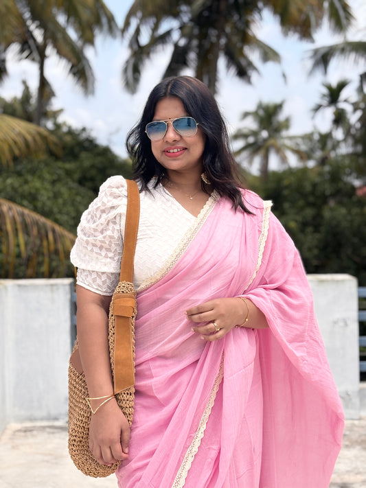 Viharika (विहारिका) Flowy lace: Powder Pink
