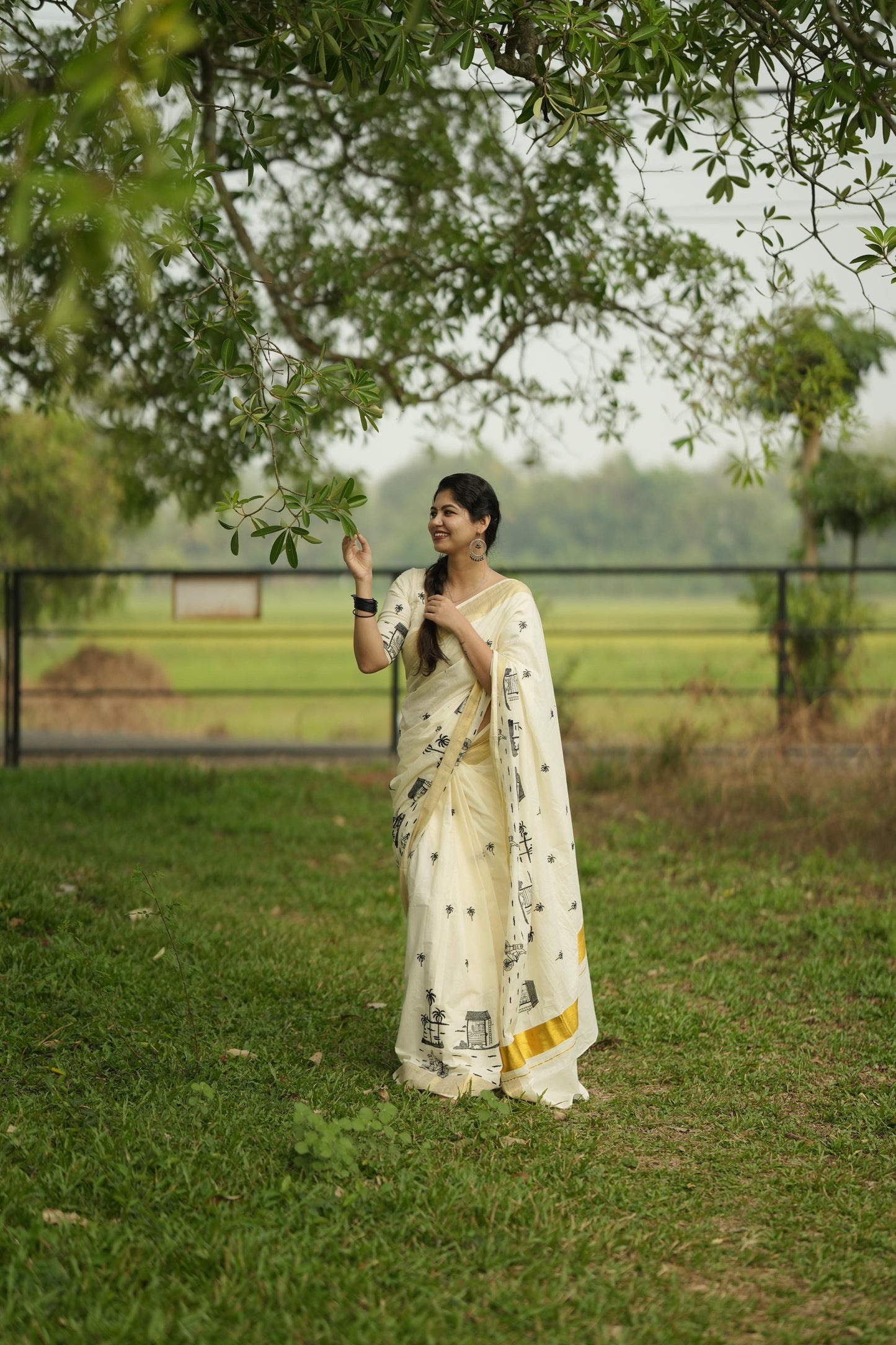Kerala Village theme Design Kasavu Saree