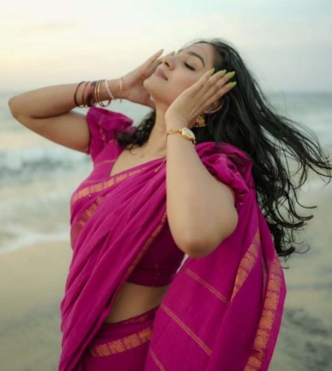 Tarangini Majenta handloom sungudi plain sarees, Sithara’s choice