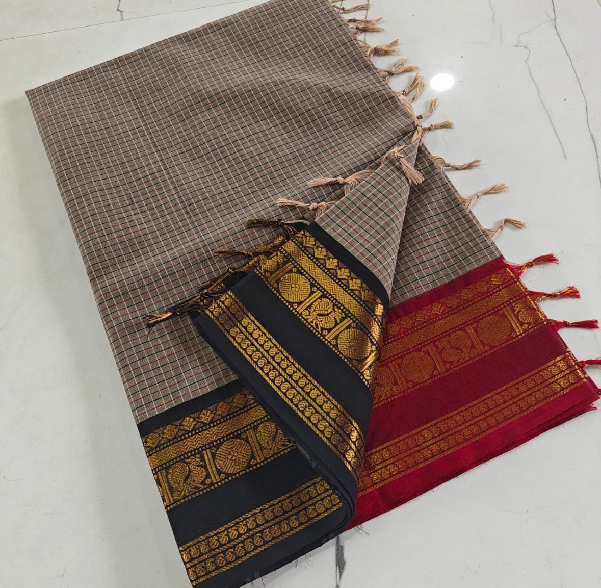 Sangita kanchi cotton checks Saree with ganga jamuna border
