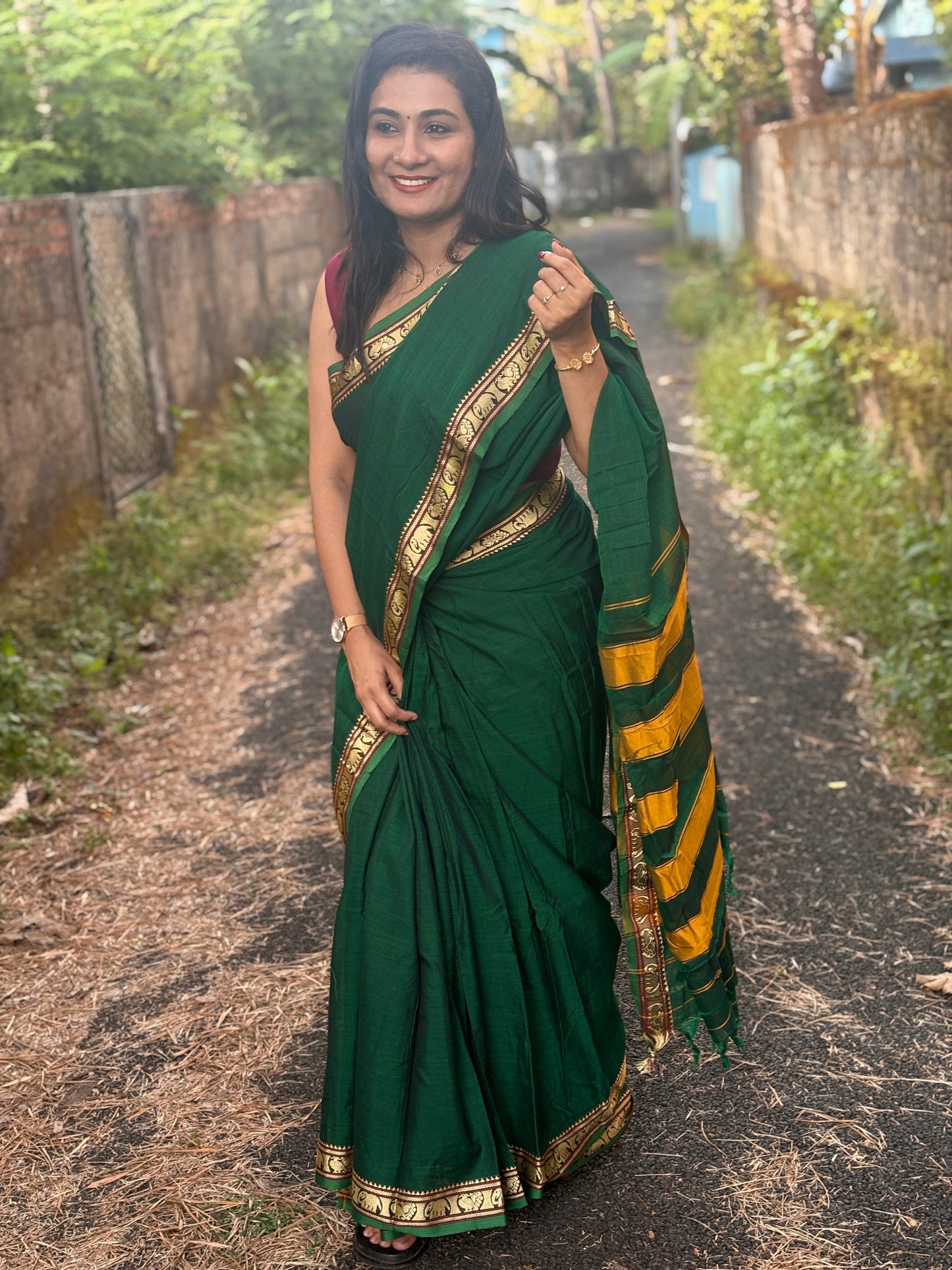 Vrinda Narayanpeth green Vintage Sarees