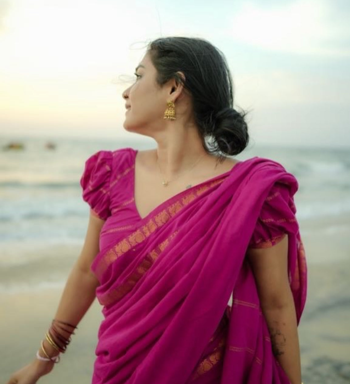 Tarangini Majenta handloom sungudi plain sarees, Sithara’s choice