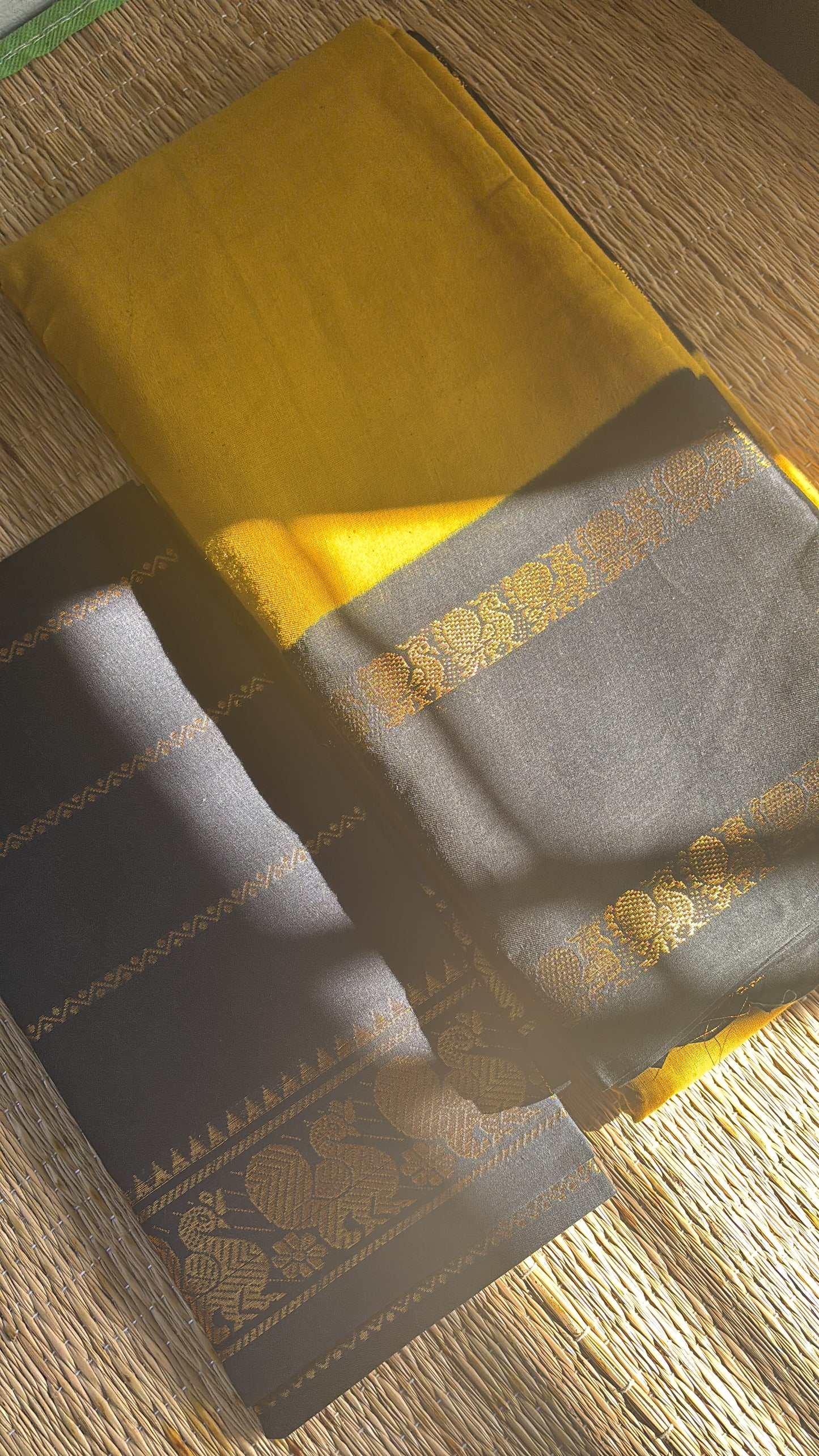 Tarangini Sungudi cotton retta petta saree with contrast Pallu and borders mustard and black