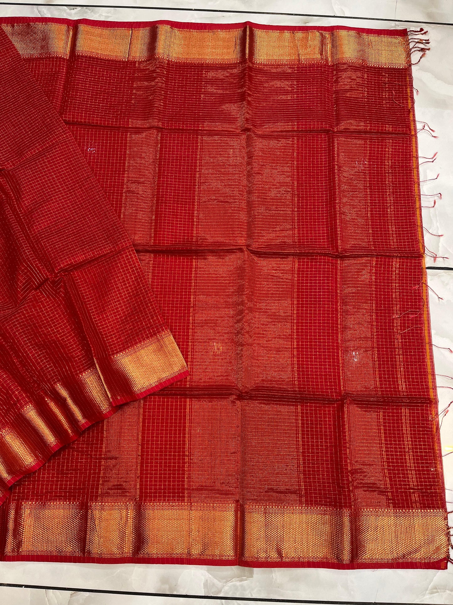 Kalyanika" (कल्याणिका) Handloom Maheshwari Silk Cotton Sarees Jari Checks Red KM12