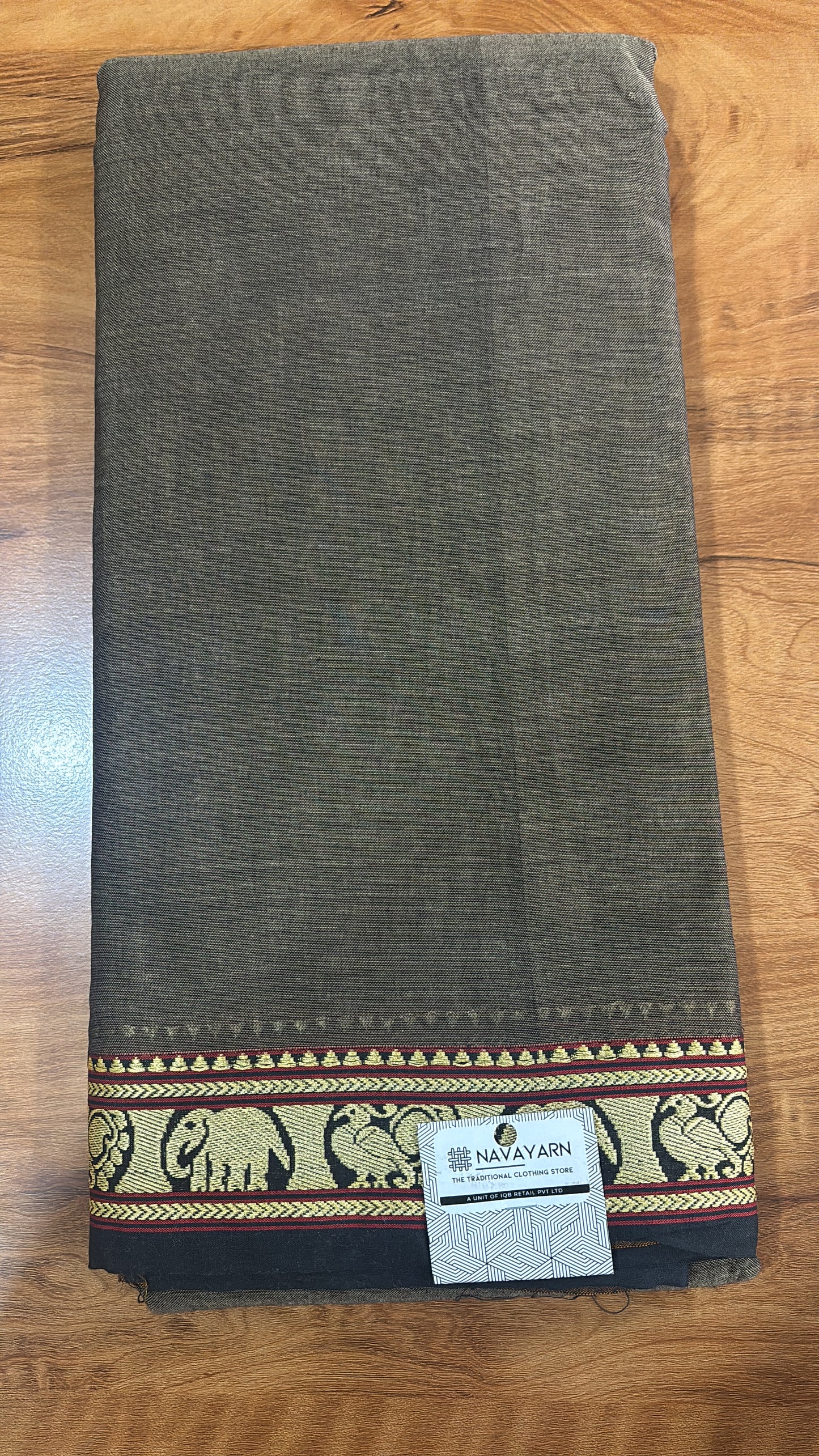 Vrinda Narayanpeth grey black dual tone Vintage Sarees