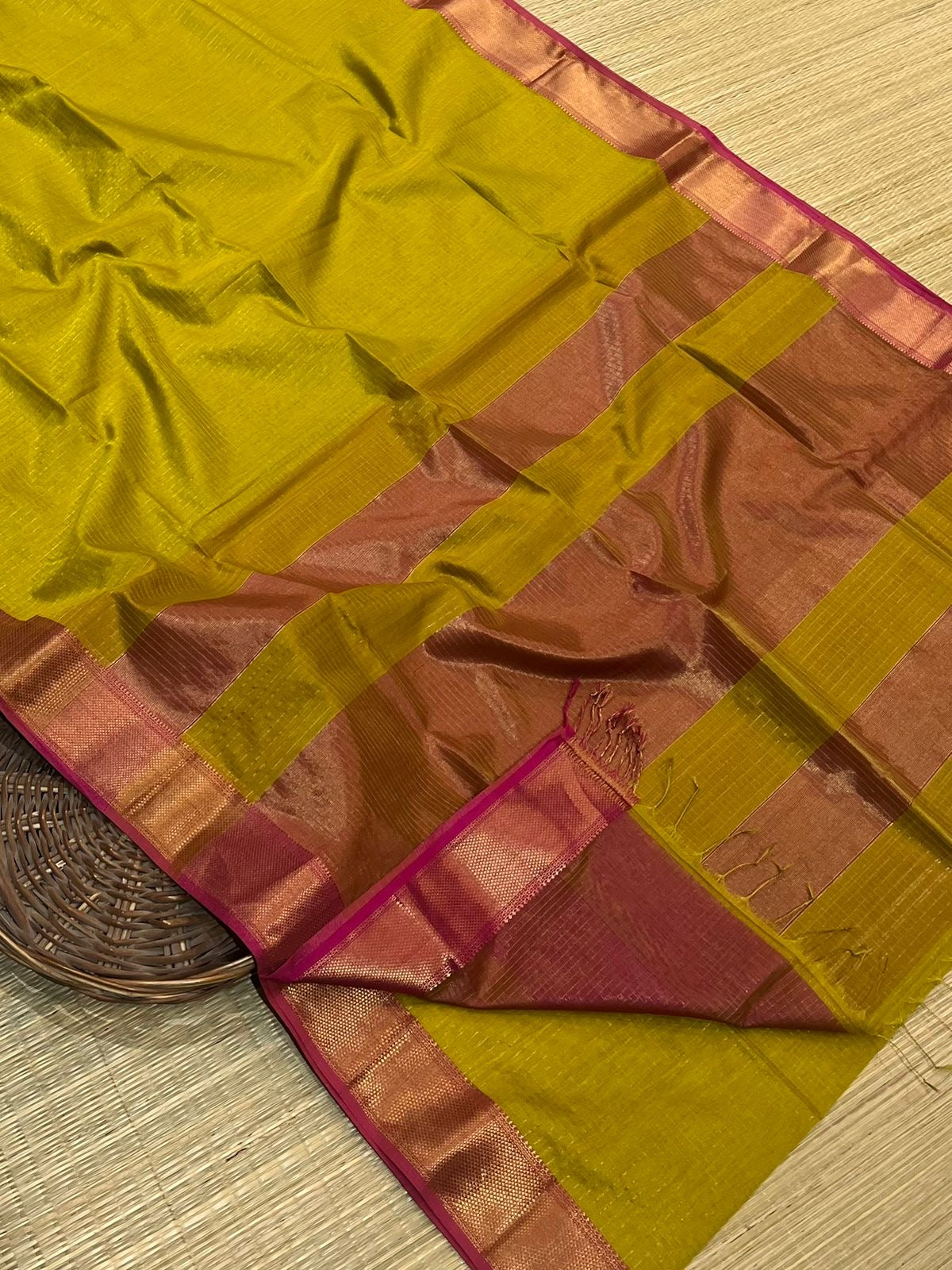 Maheshwari handloom silk cotton zari checks Saree