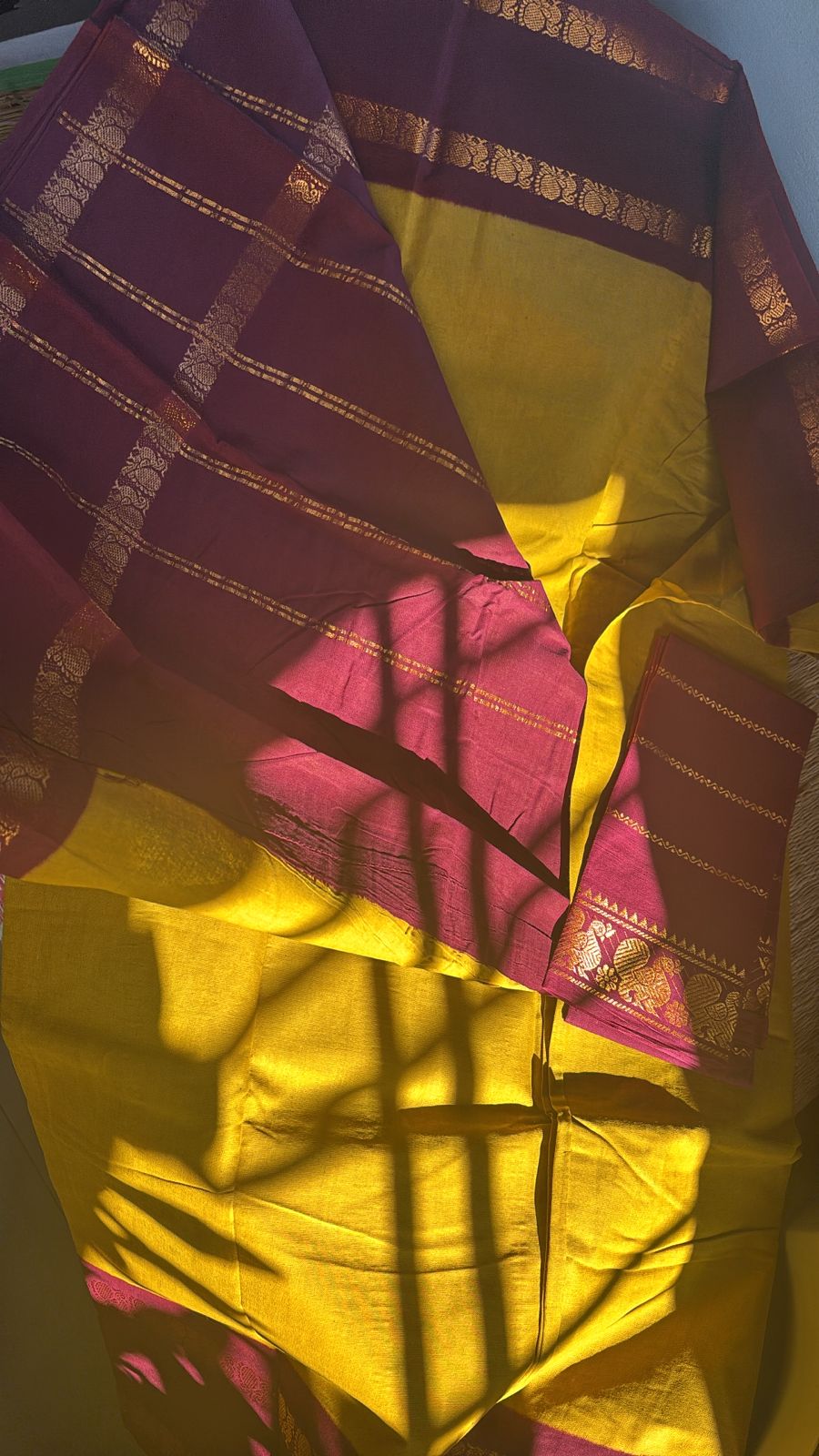 Sungudi cotton retta petta border Saree with contrast Pallu and border mustard and maroon