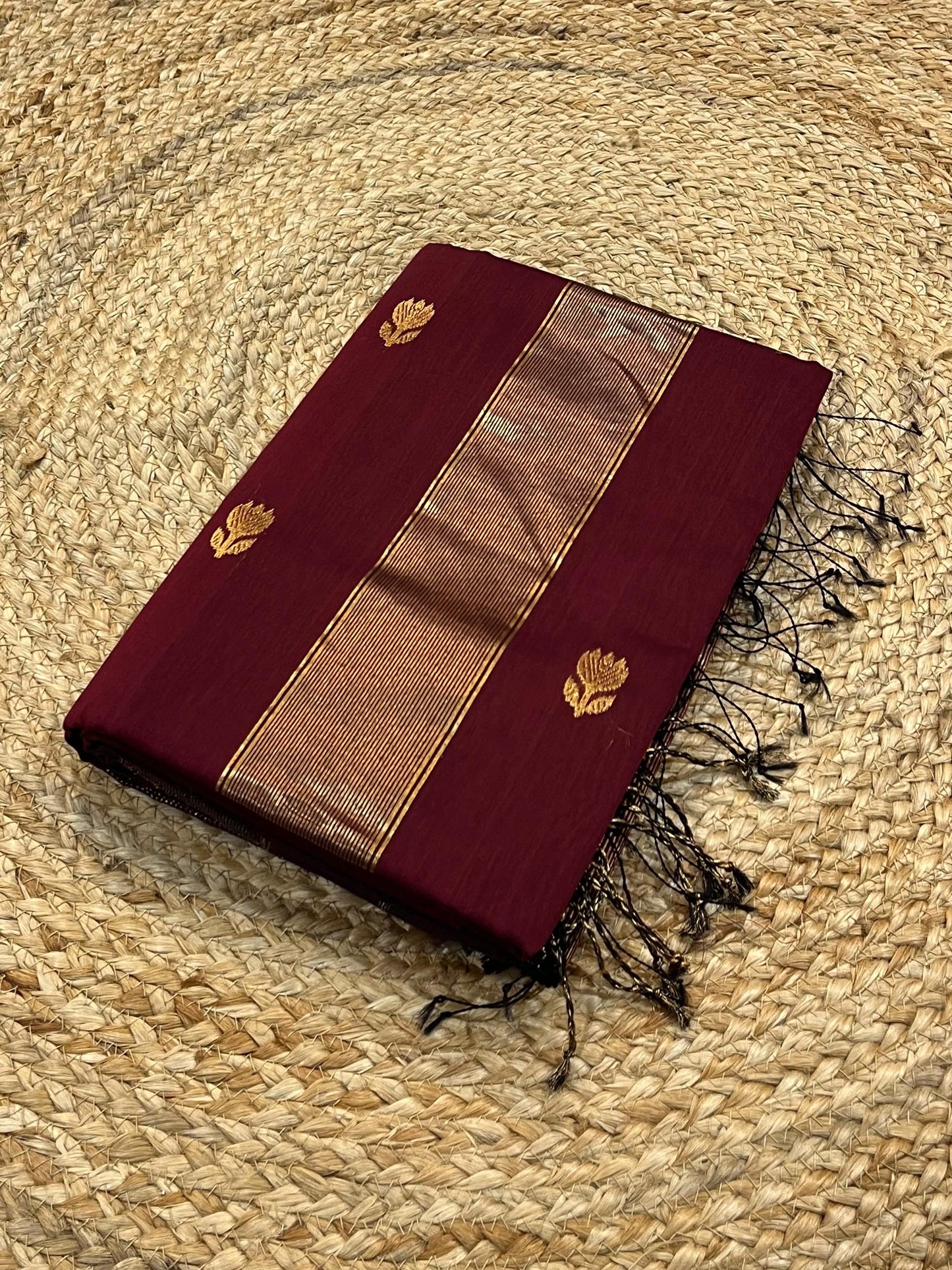 Maheshwari handloom lotus butta silk cotton Saree