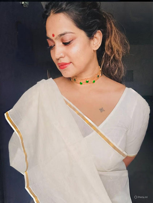 Sarvani Puliyilakara Kasavu Set Mundu