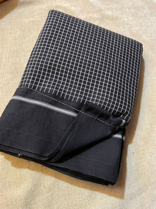Patteda Aanchu handloom cotton saree in black
