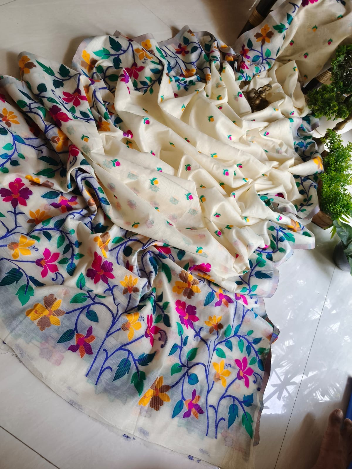 Muslin floral Saree
