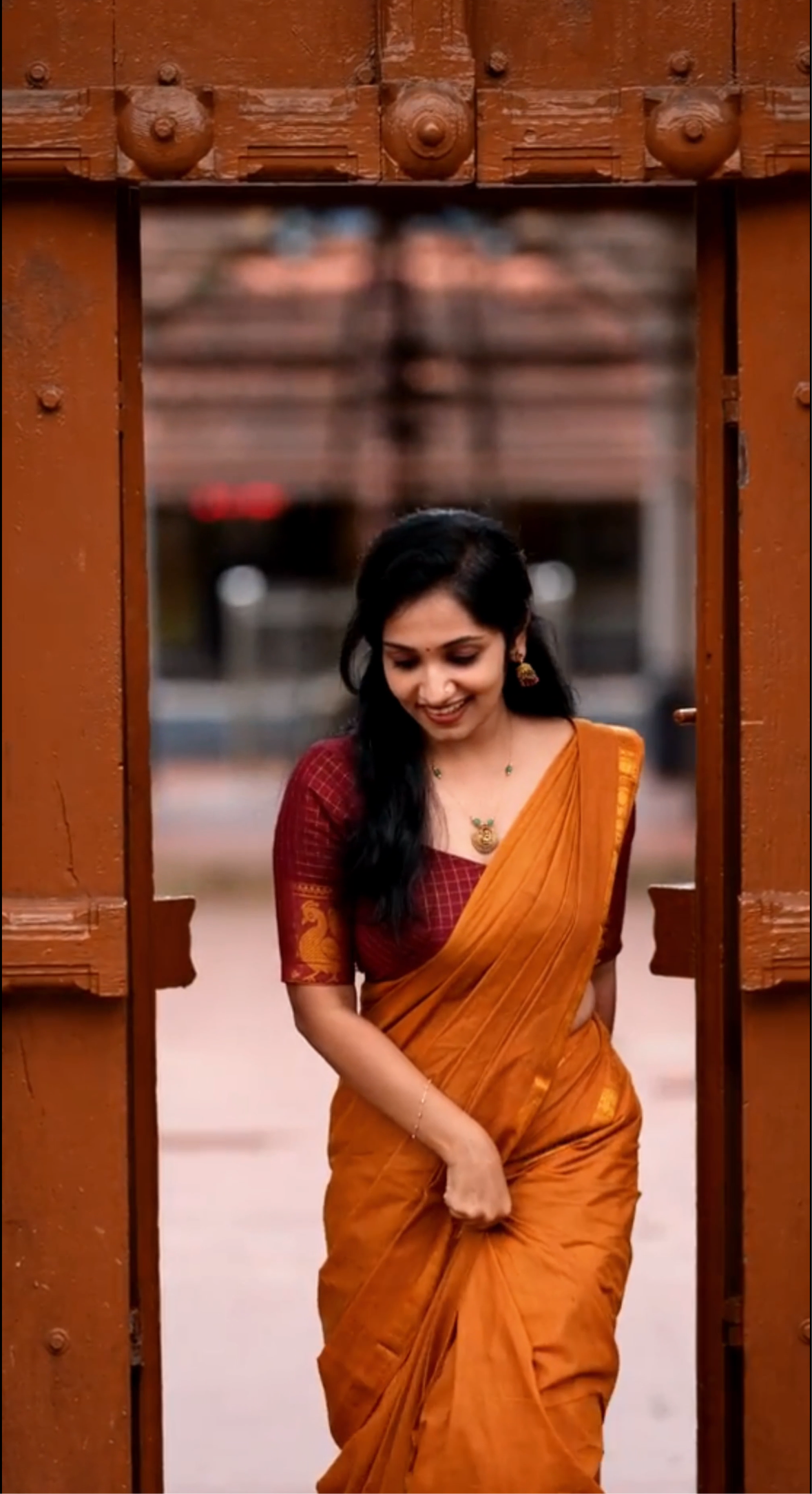 Pre order : Tarangini Handloom Sungudi Sarees Mustard yellow with contrast Maroon Blouse piece