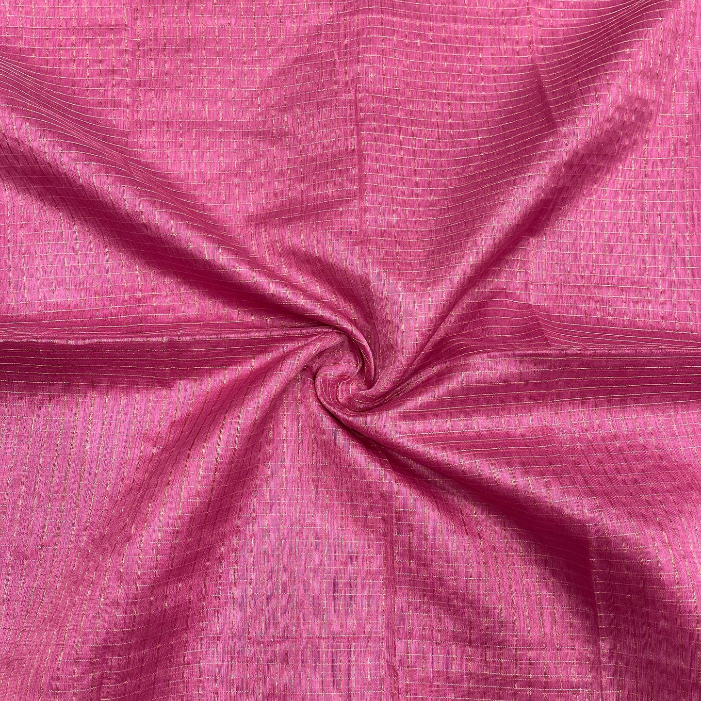 Kalyanika (कल्याणिका) Maheshwari Silk sarees onion pink shade with jari checks