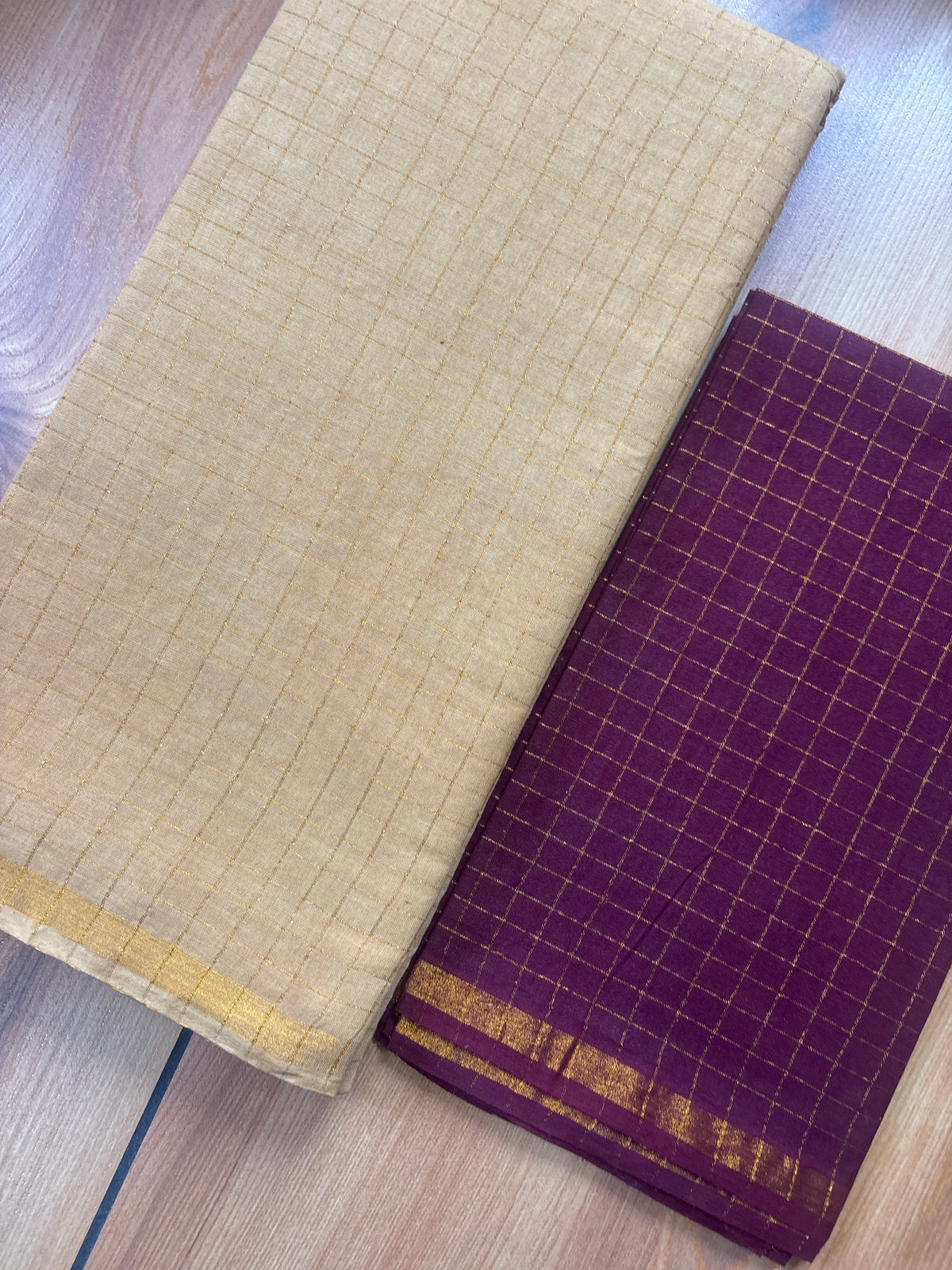 Beige Pentex Sungudi Cotton Saree with maroon Pentex blouse SNS57