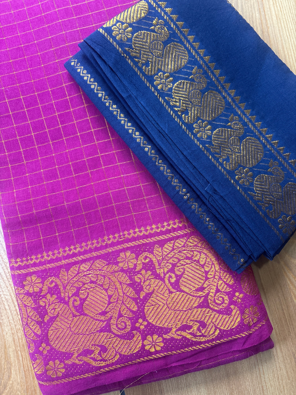 Pink and blue zari check Sungudi Handloom Cotton Saree SNS58