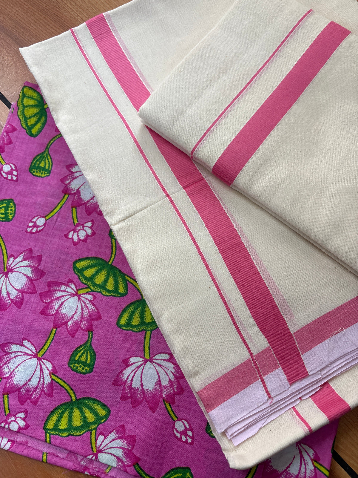Pink pure cotton puliyilakara Set mundu with blouse SAR71